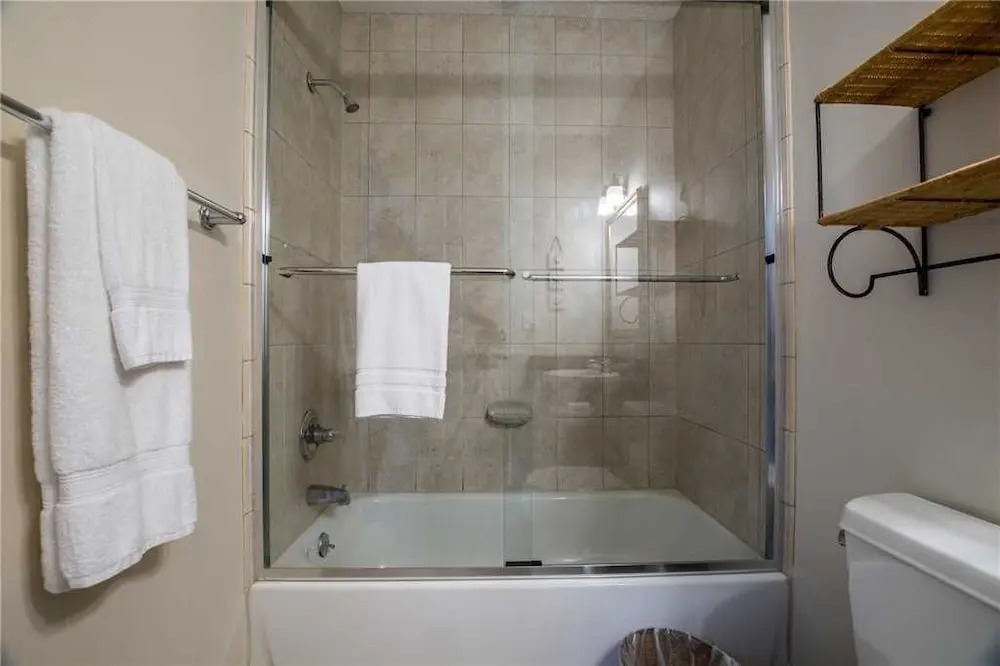 Sea Haven 216 - Two Bedroom Condo