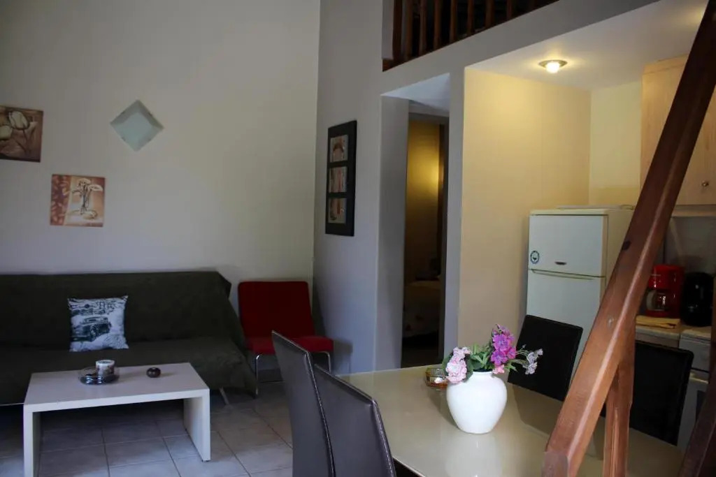 Vassia 3
