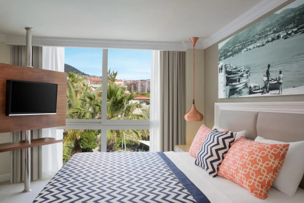 Paloma Marina Suites - Adult Only