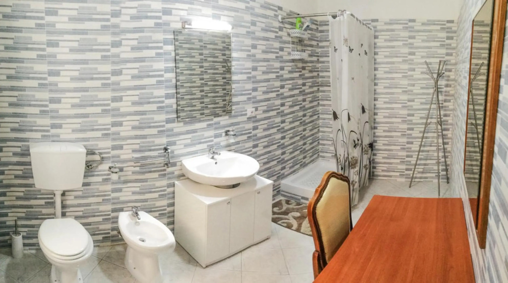 Metro Guest House