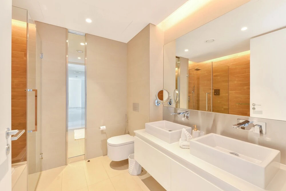 Stylish 2BR on Bluewaters Island