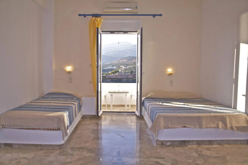 Helios Studios & Apartments