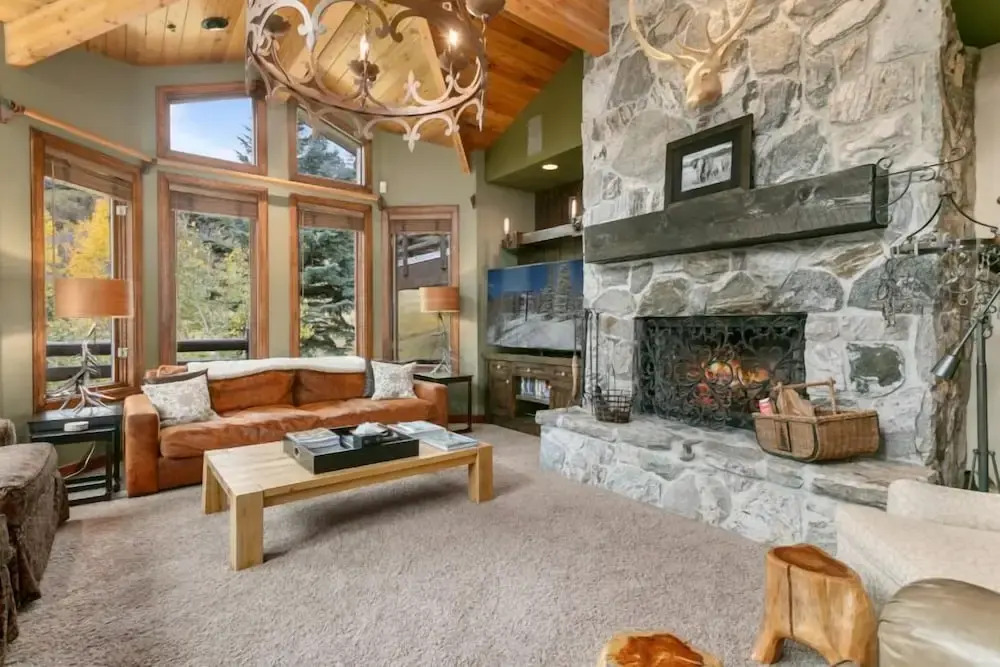 Trail's End Lodge - 4 Bedroom Condo Residence w/ Spa #13 by Deer Valley Resort