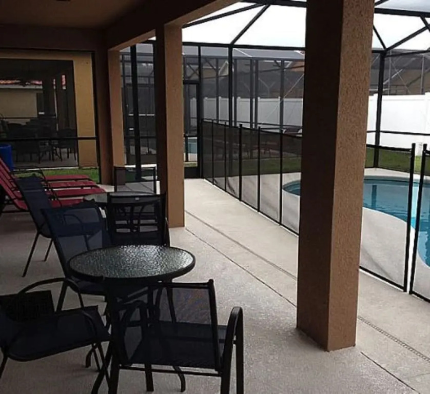 Veranda Palms Resort - Single Family Pool/Game Room Homes