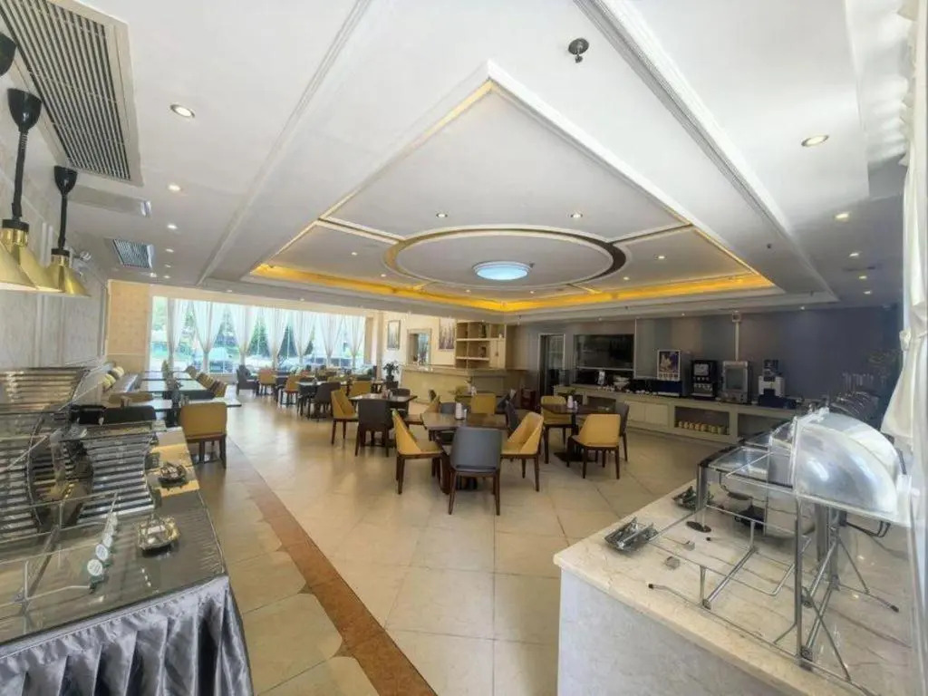 Vienna International Hotel (Dongguan Mayong Central Avenue)