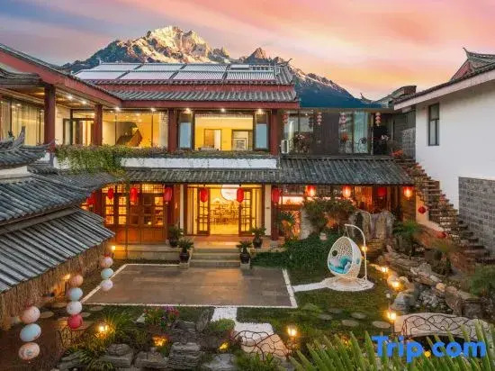 Meiqi Leju Jade Dragon Snow Mountain Scenic Resort Courtyard (Shuhe Ancient Town Branch)