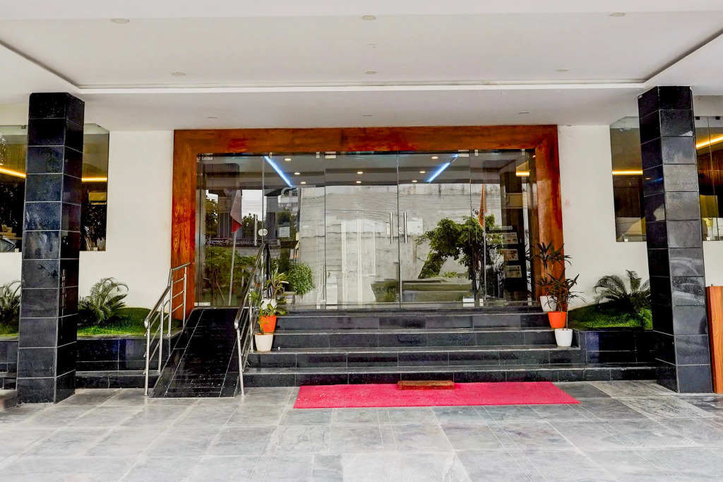 Hotel Grand Orchid