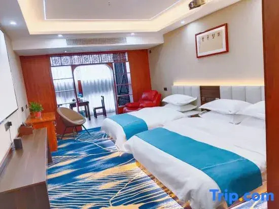 Xixia Lanyun Business Hotel (Nanyang Vocational College)