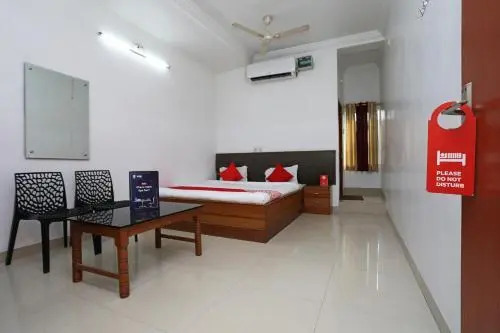 Hotel Yuvraj by OYO Room