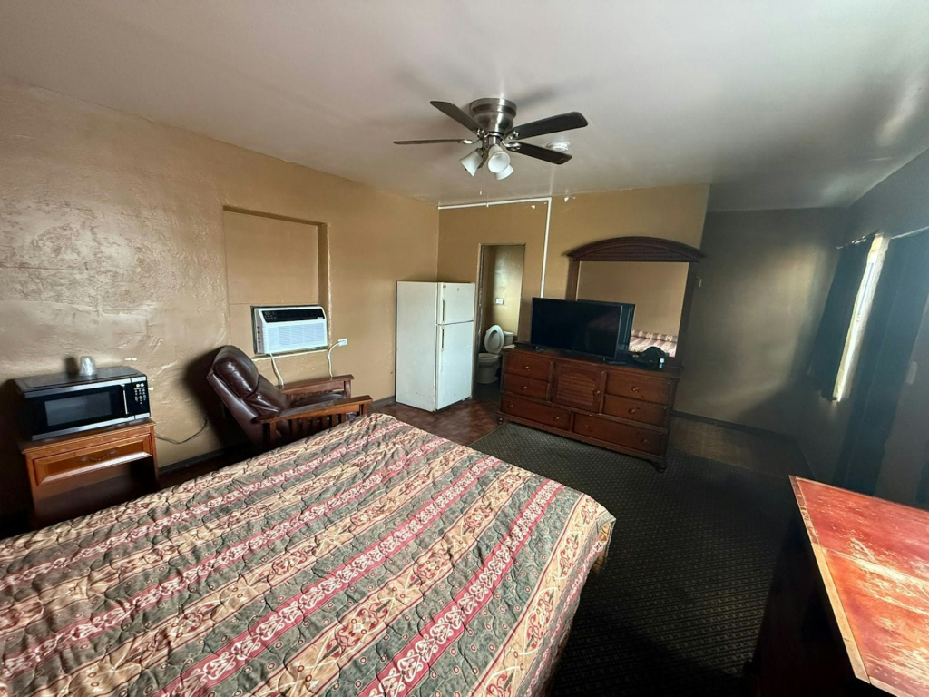 Rollies Motel Daytona Beach by Hotel O