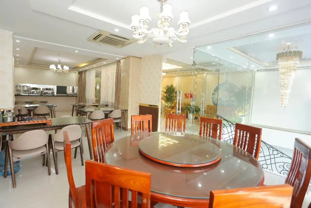 OYO 417 Sun Hotel