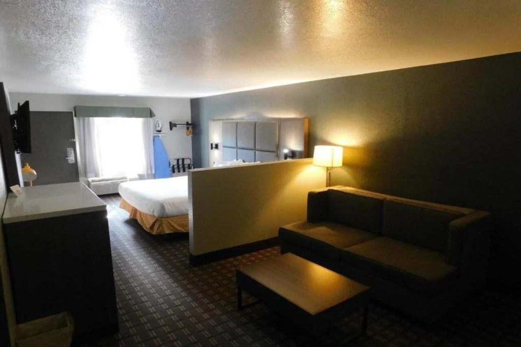 Days Inn And Suites Downtown Gatlinburg Parkway