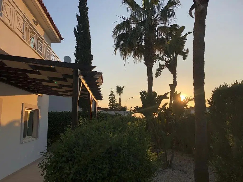 Yolanda Holiday Villa
