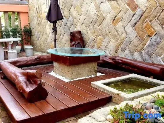 Hsiao Chu Chia Chu Ancient Western-Style Building Inn(He Jingyan Residence)