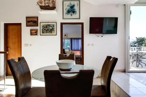 Apartment Near Firule sandy beach