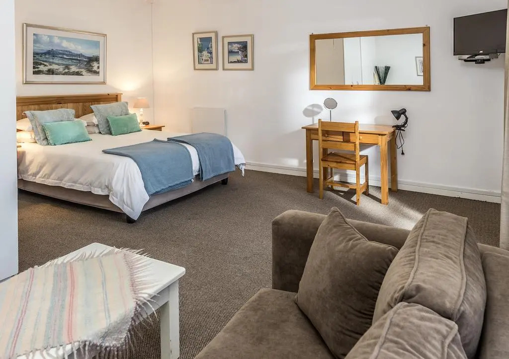 Summer Blue Guesthouse