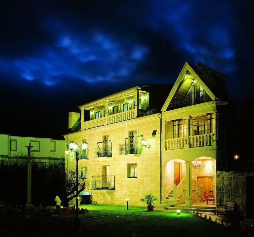 Casa Antiga Do Monte