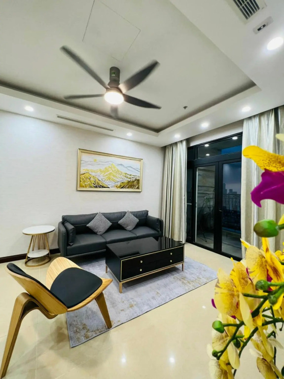 Vinhomes Royal City Luxury Apartment 3Br