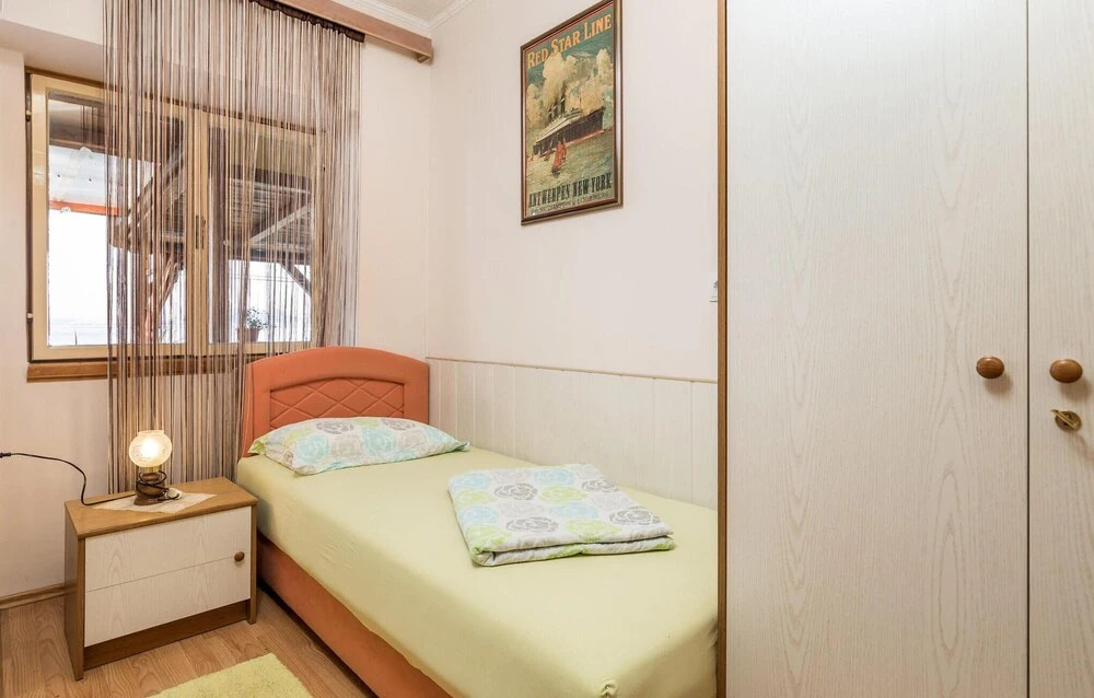 Awesome home in Senj with Jacuzzi, WiFi and 2 Bedrooms