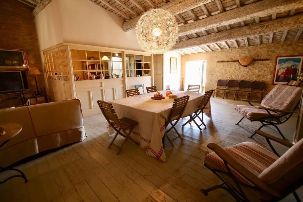 Maison de 3 chambres avec jardin clos et wifi a Marsillargues
