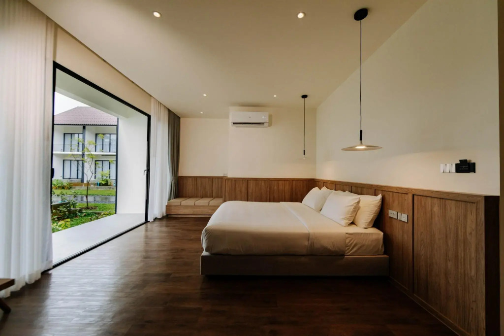 Shanti-Retreat Hotel