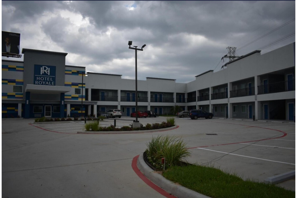 Hotel Royale IAH Airport North Houston I-45