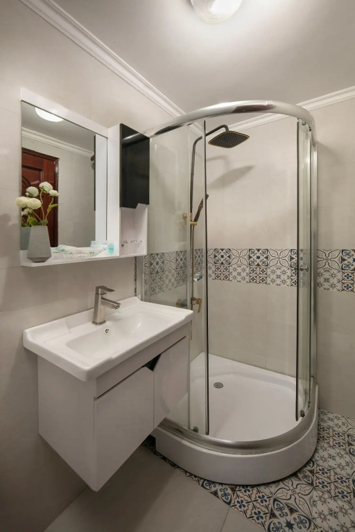 Little Diamond Hotel