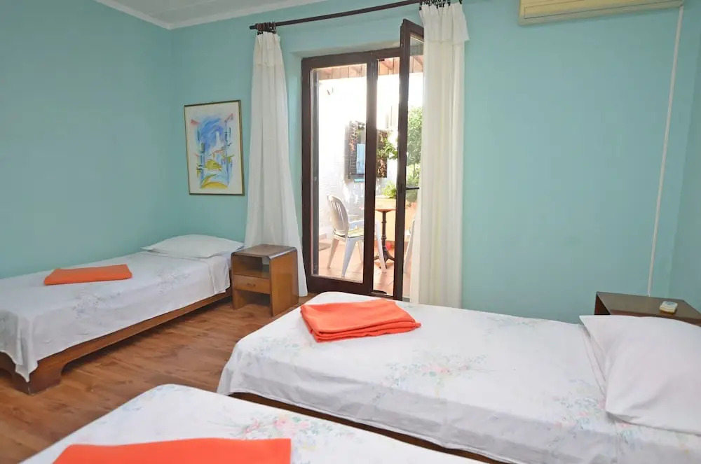 Apartments Maja