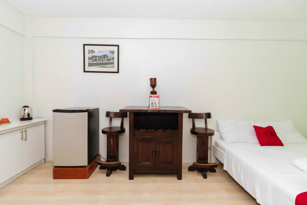 RedDoorz at DBuilders Rooms Ph1 Taguig