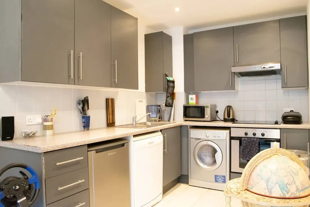 Modern 1 Bedroom Apartment by Battersea Power Station