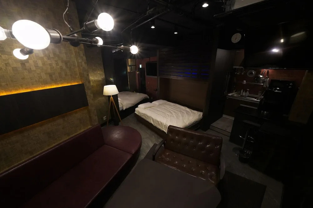 HOTEL Lee