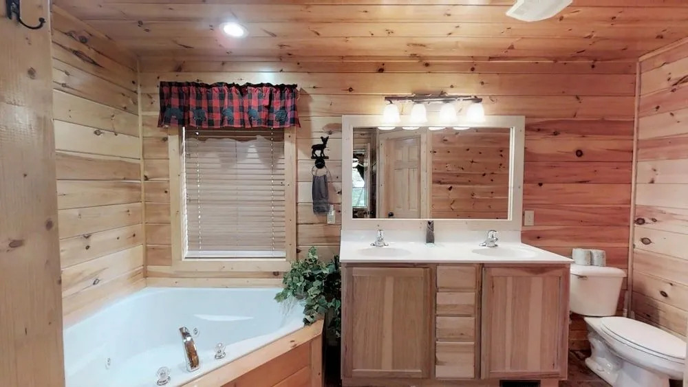 Laurel Valley Way Cabin 1849 - 2 Br cabin by RedAwning