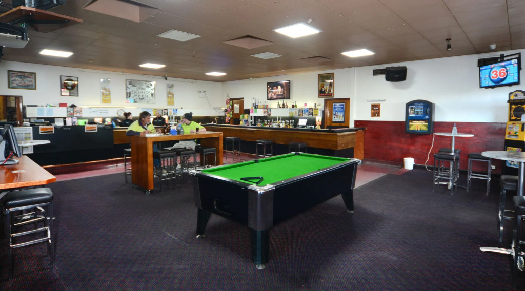 Bridge Hotel