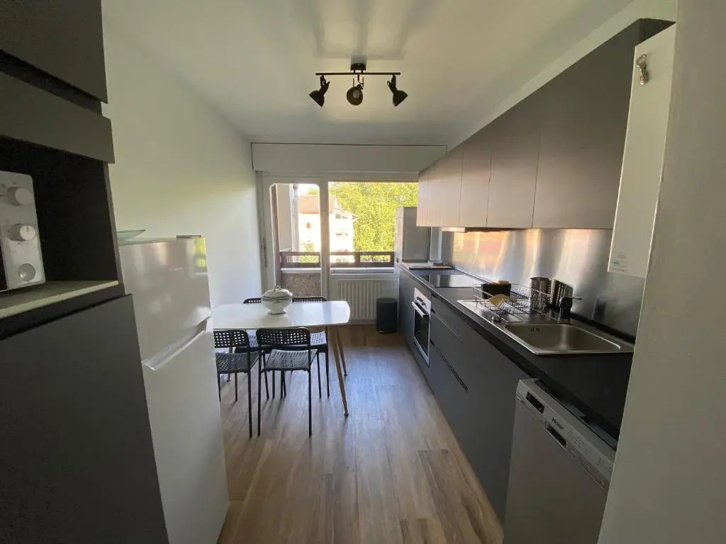Appartement T3 Terrasse Vue Mer En Centre Ville