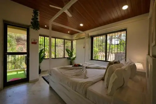 Eko Stay-Royale Villa