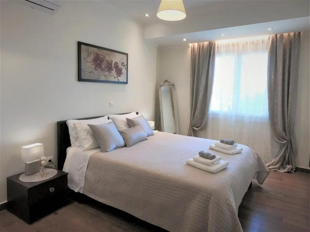 Sunshine Home 1 with Sea View
