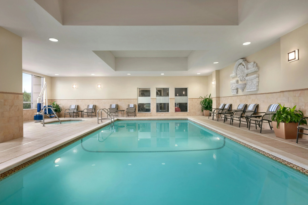 Hampton Inn & Suites Washington-Dulles International Airport