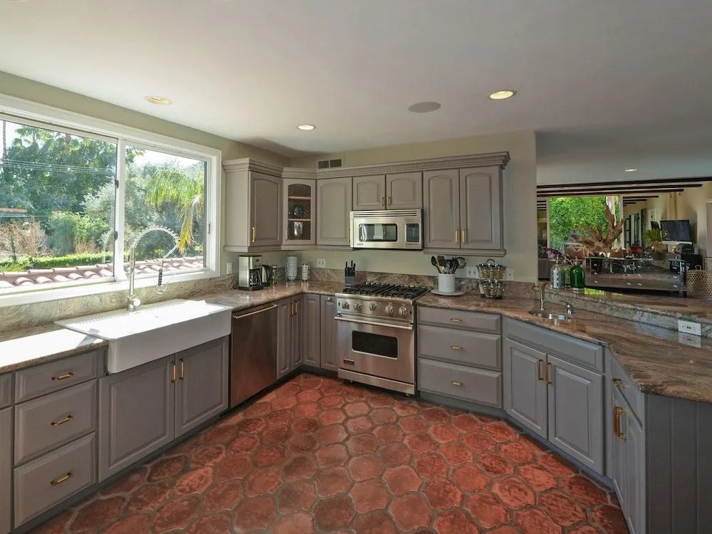 Villa Carmelita - The Sonny & Cher House