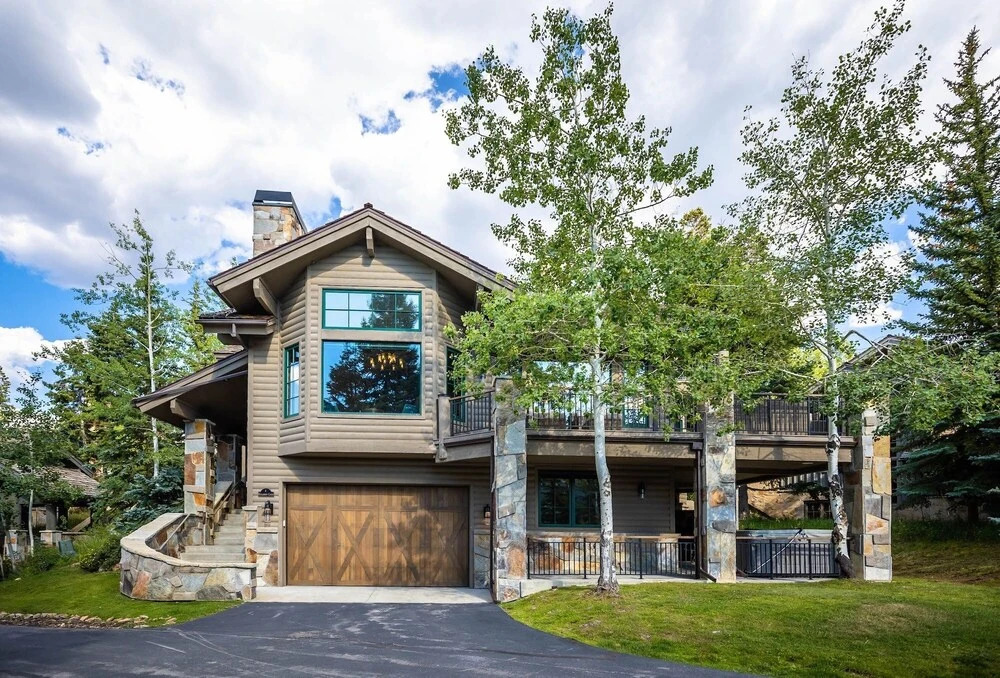 Incredible Private Home With Easy Access To All Park City Has To Offer! 6 Bedroom Home by Redawning