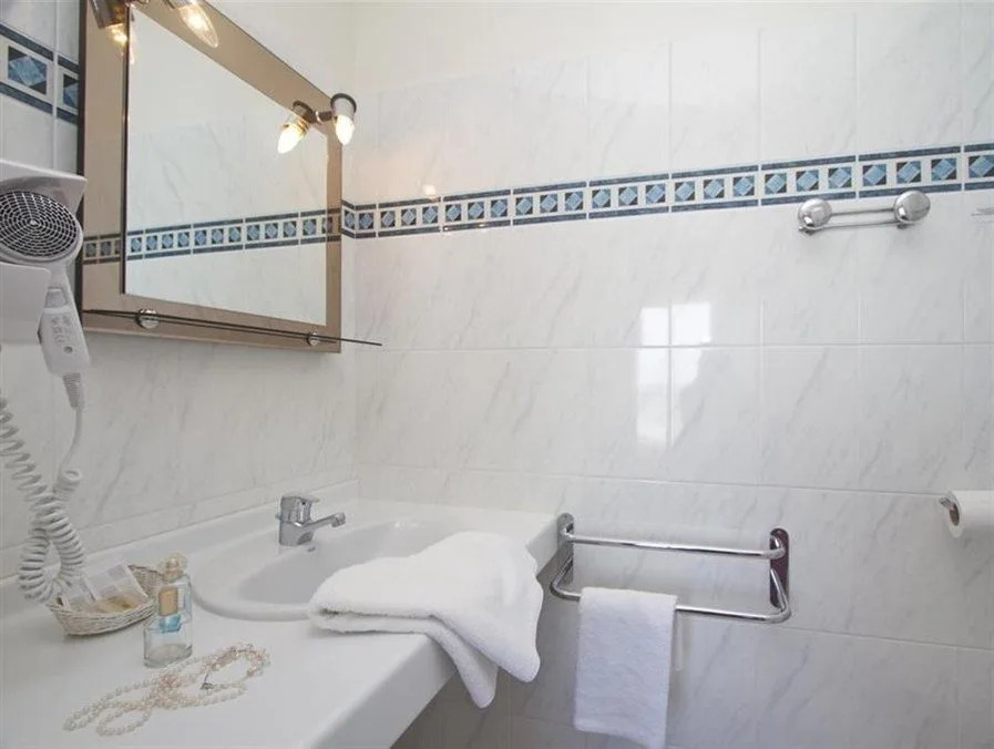 Logis Hôtel lAlbatros