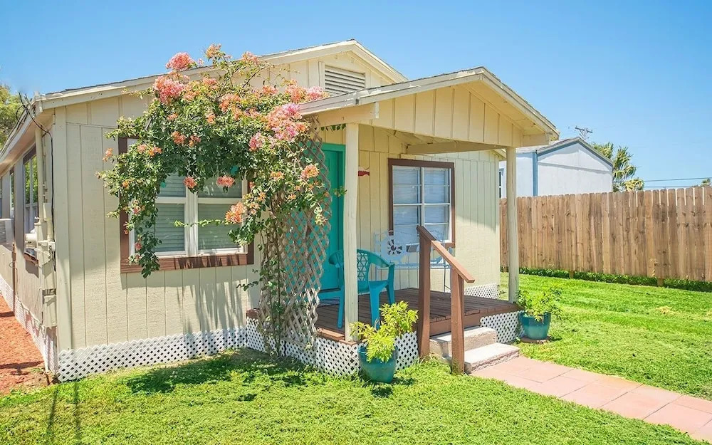 Rock the Boat - 2 Br Home