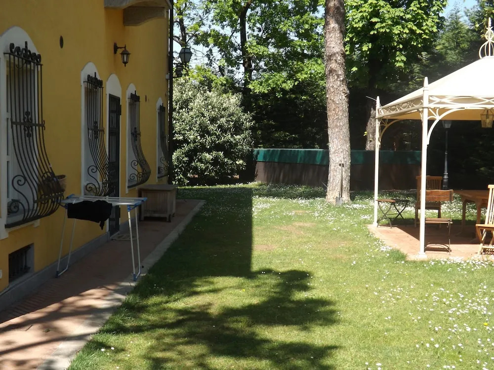 Villa Mirano Bed & Breakfast
