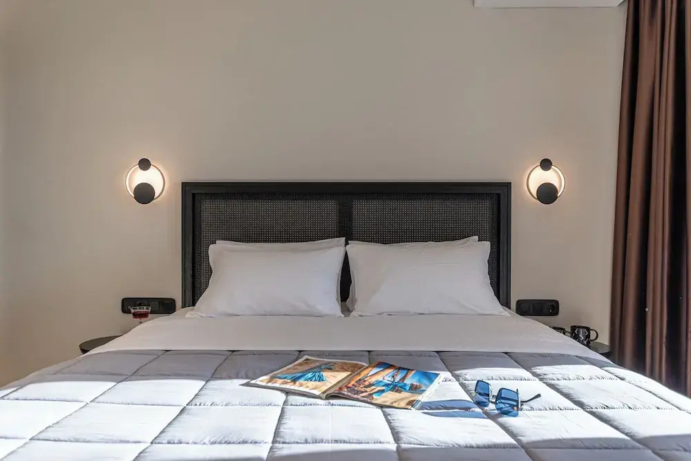 Lithia Exclusive Villas & Suites