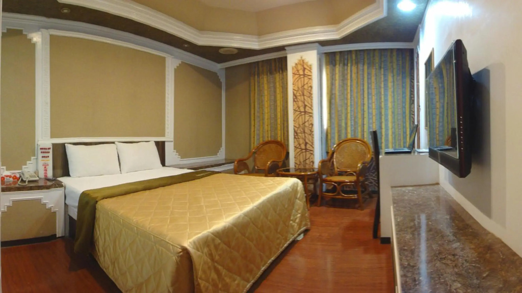 Hua Yue Hotel
