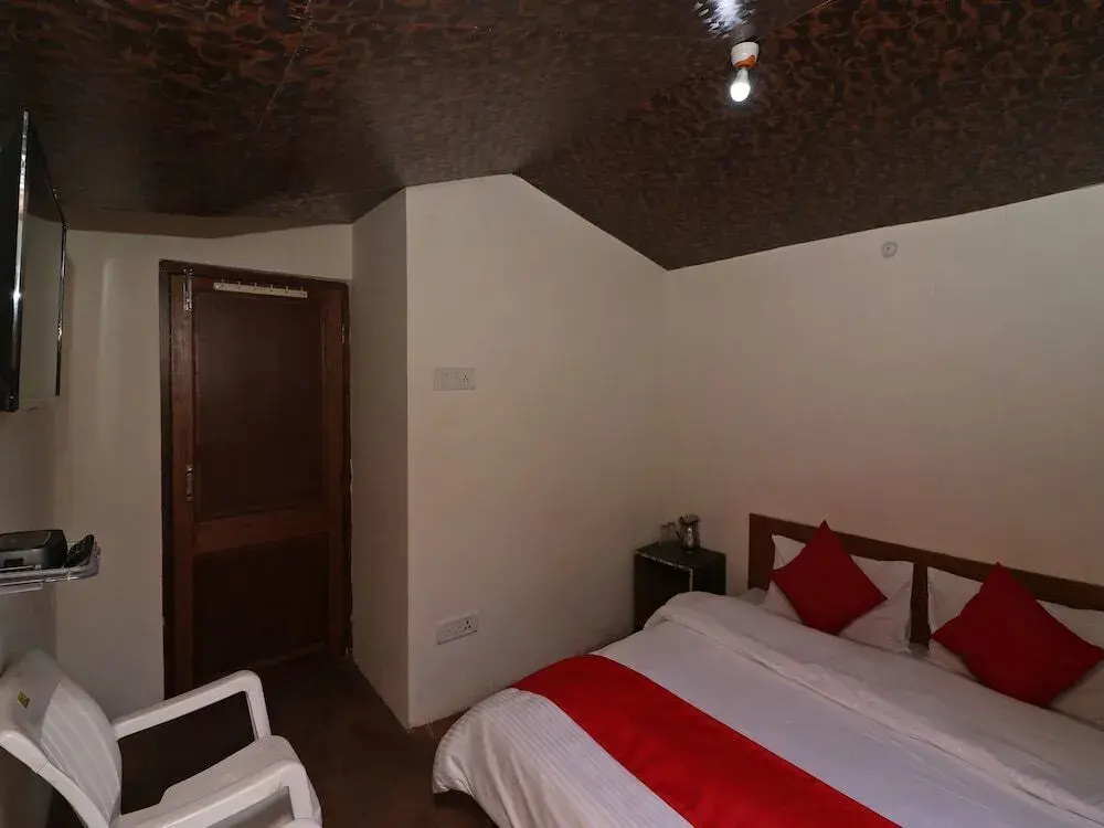 Chauhan Homestay 2 by OYO Rooms