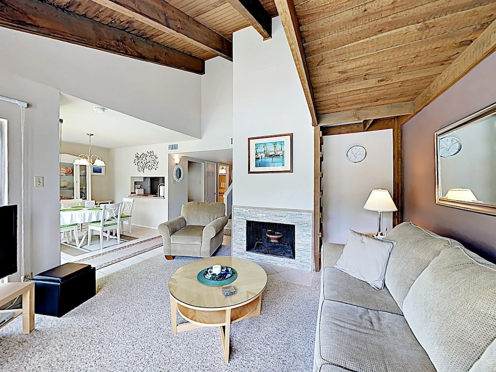 2003 Rockport - 2 Br Townhouse