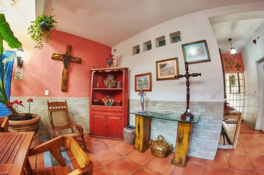 CASA ALFAREROS