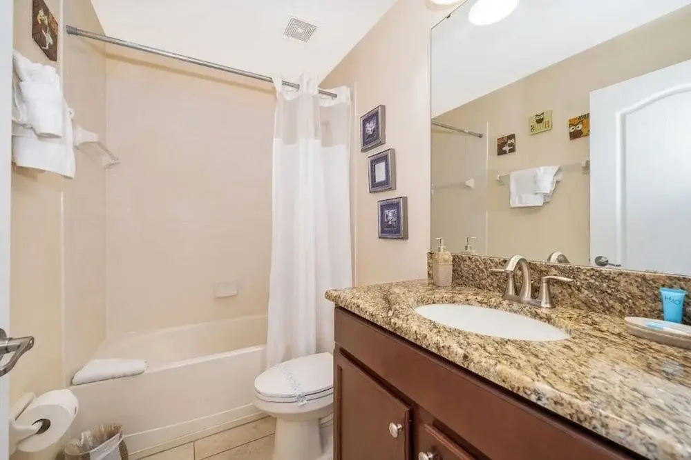 Florida Dreaming 6 Bedroom Home