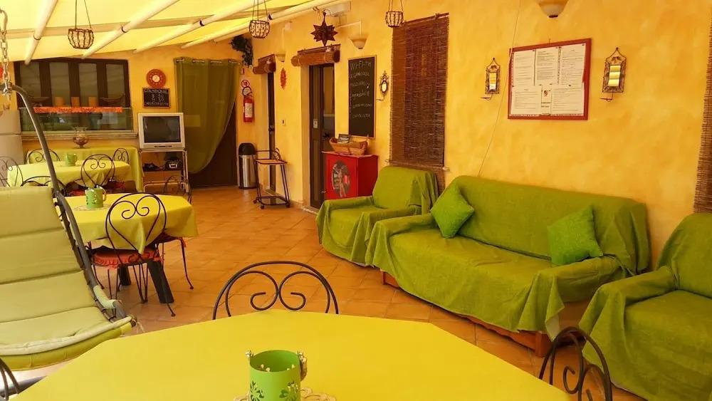Le Grand Soleil Apartments