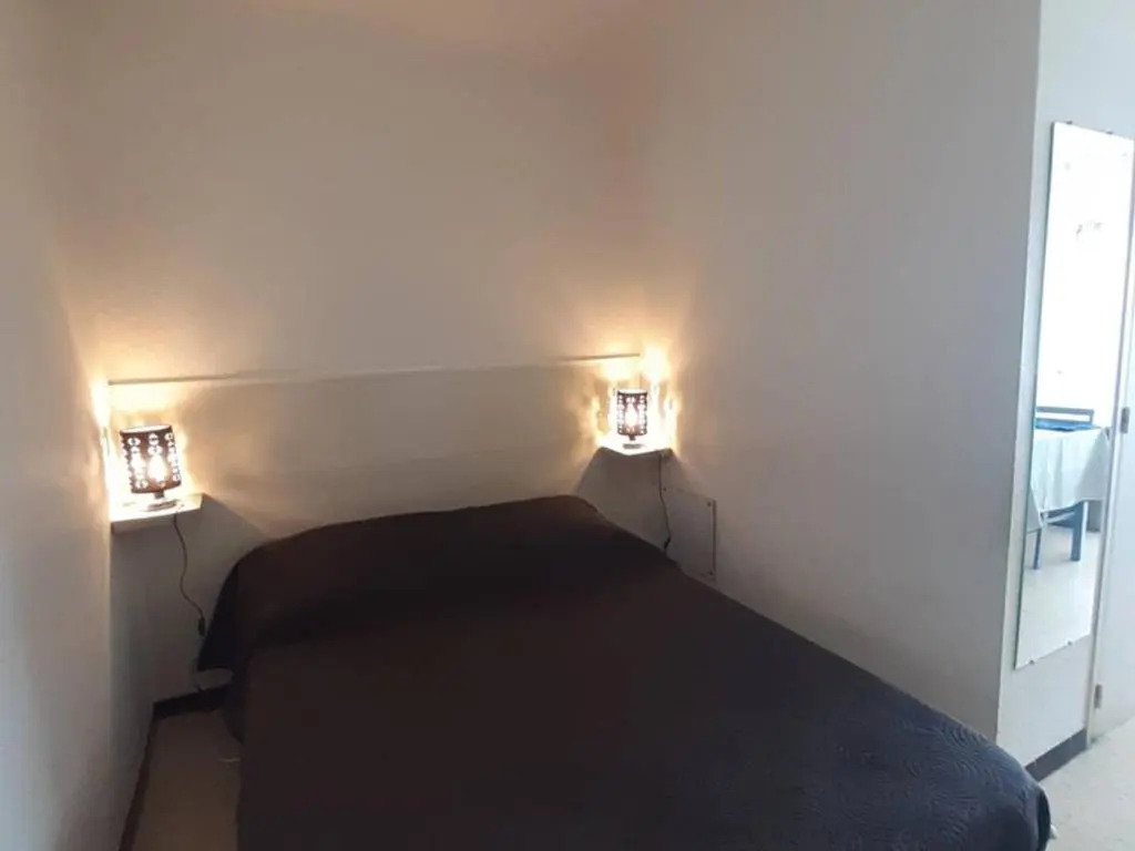 Appartement Balaruc-les-Bains, 1 pièce, 2 personnes - FR-1-571-11